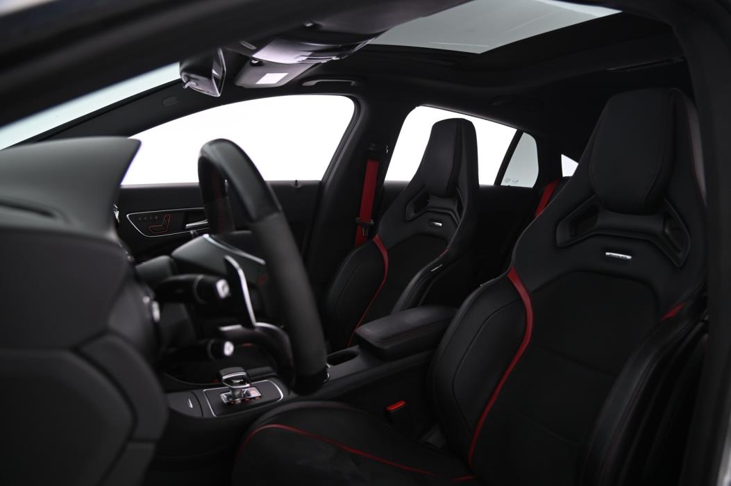 MERCEDES-BENZ CLA 2015