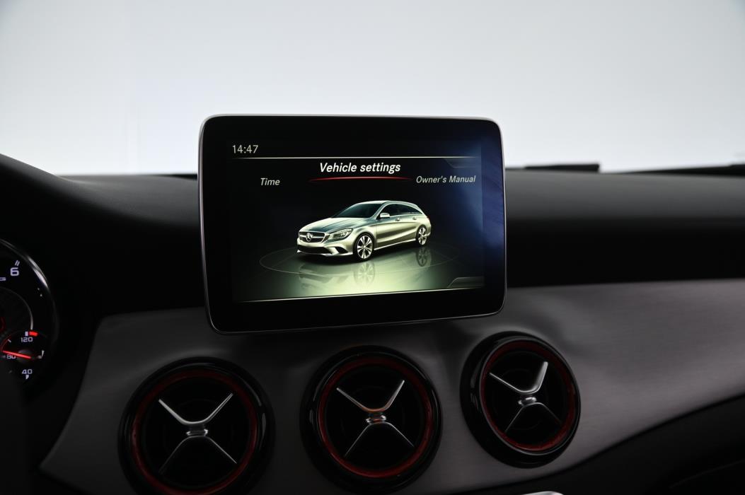 MERCEDES-BENZ CLA 2015