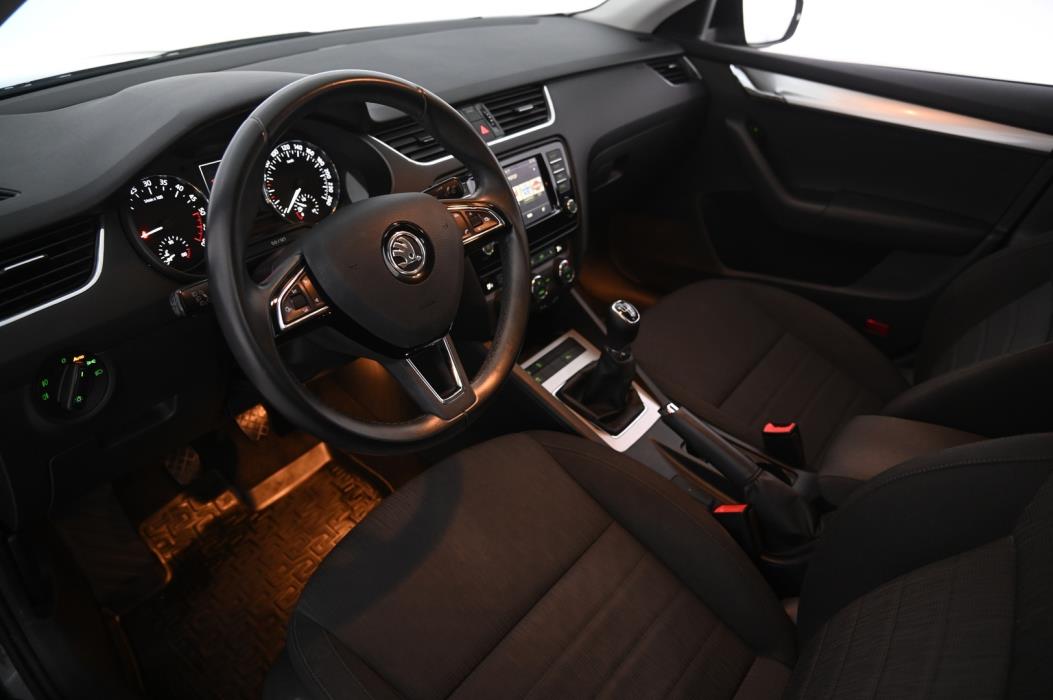 SKODA Octavia 2016