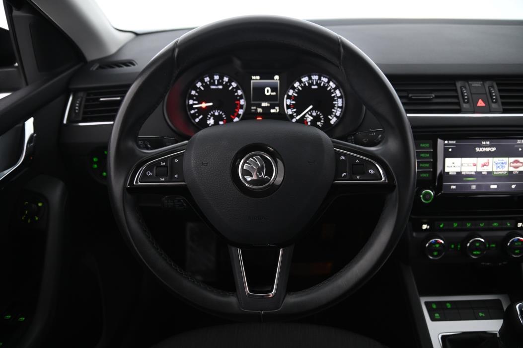 SKODA Octavia 2016