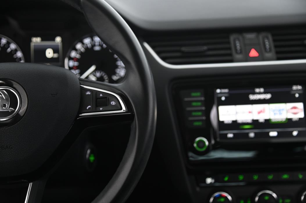 SKODA Octavia 2016