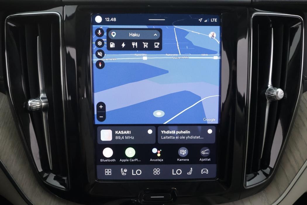 VOLVO XC60 2022