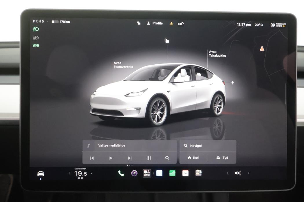 TESLA Model Y 2023