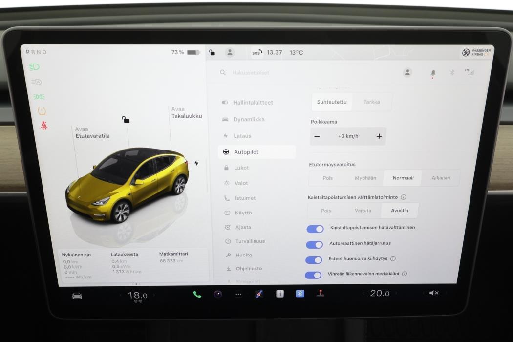 TESLA Model Y 2023