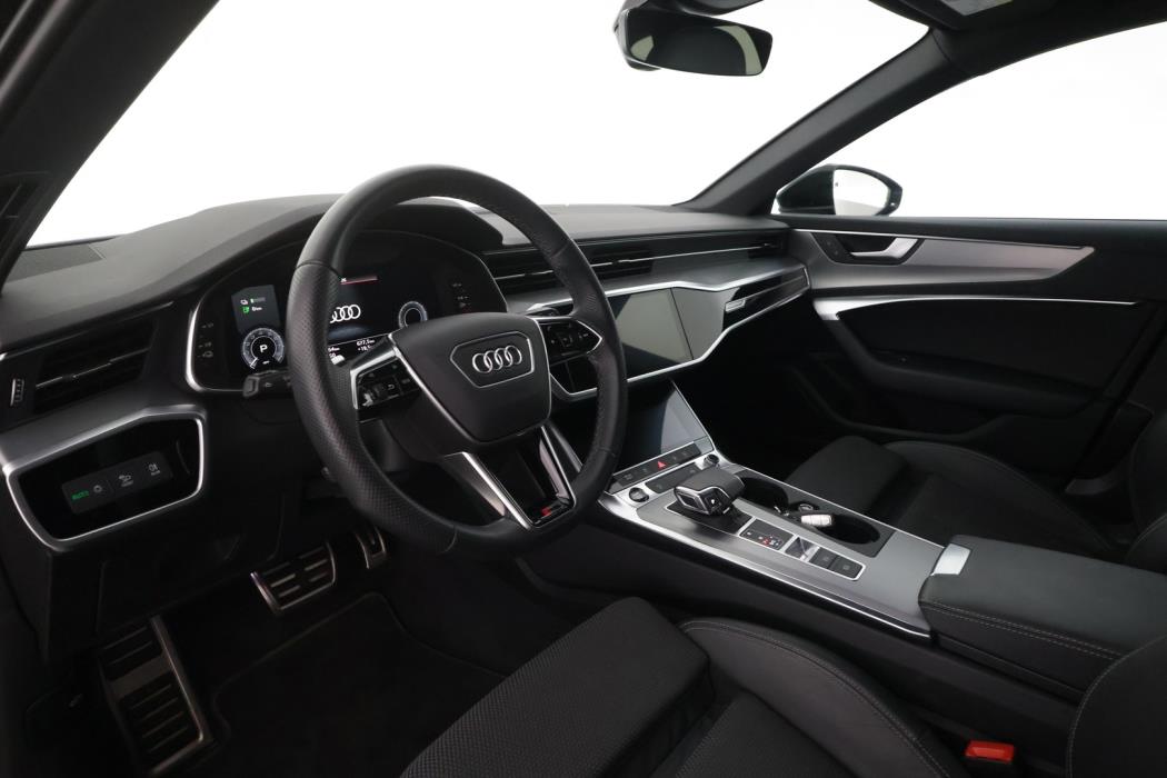 AUDI A6 2023