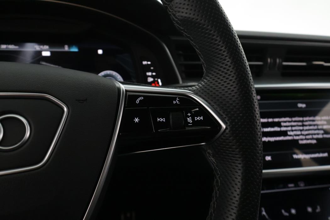 AUDI A6 2023