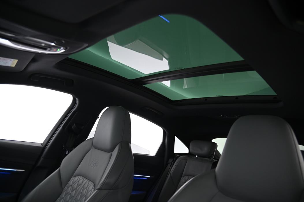 AUDI e-tron 2020