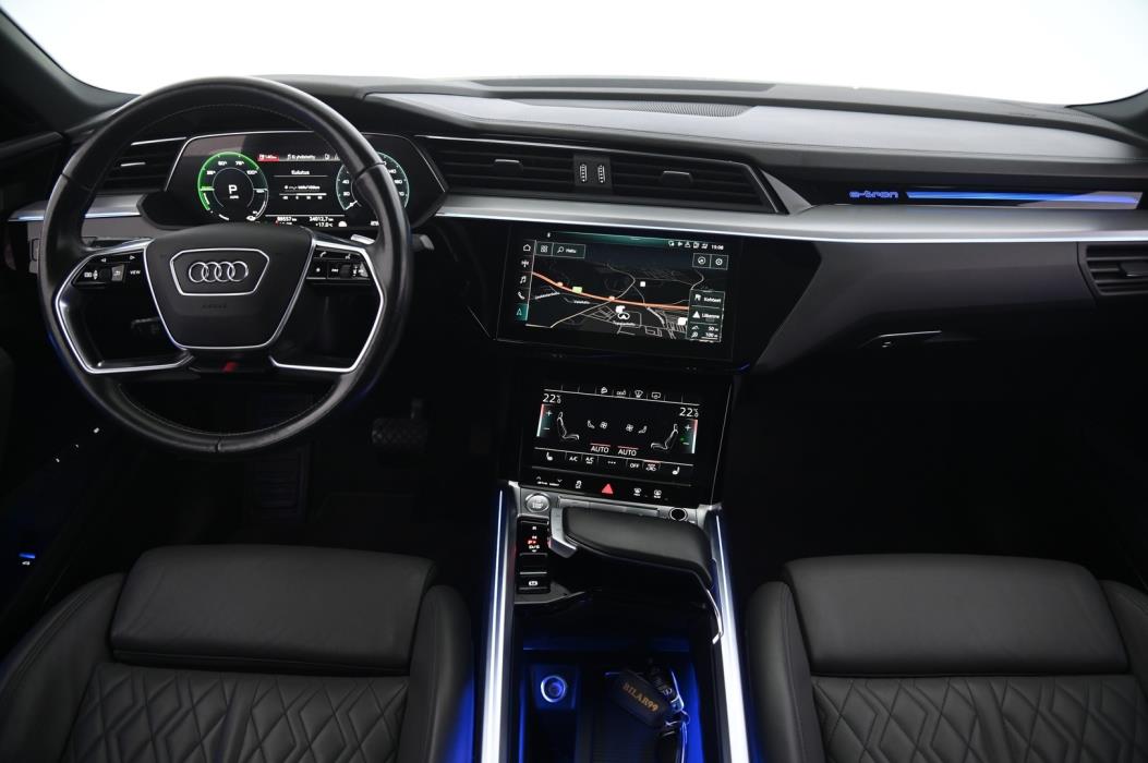 AUDI e-tron 2020