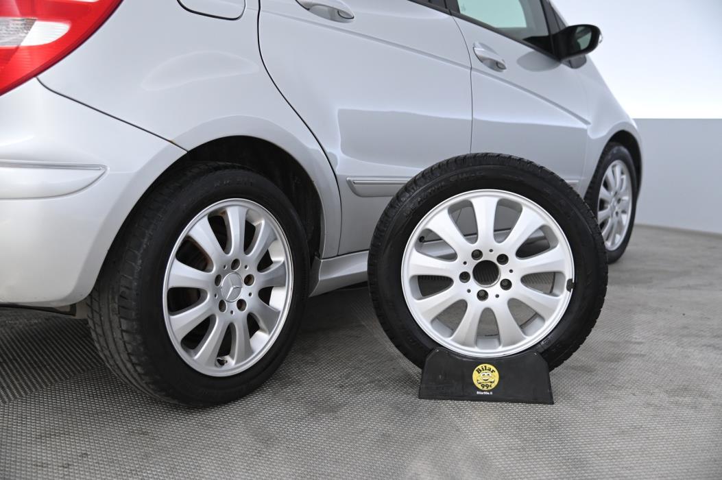 MERCEDES-BENZ A 2007