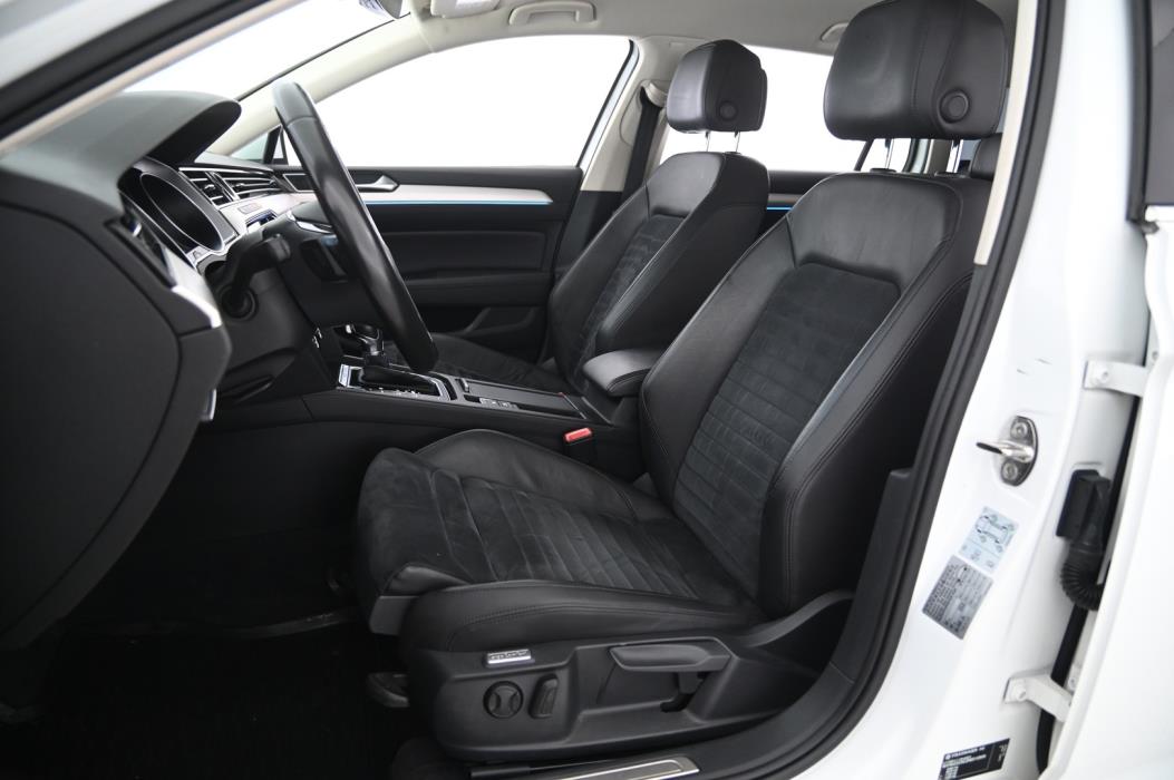 VOLKSWAGEN PASSAT 2017