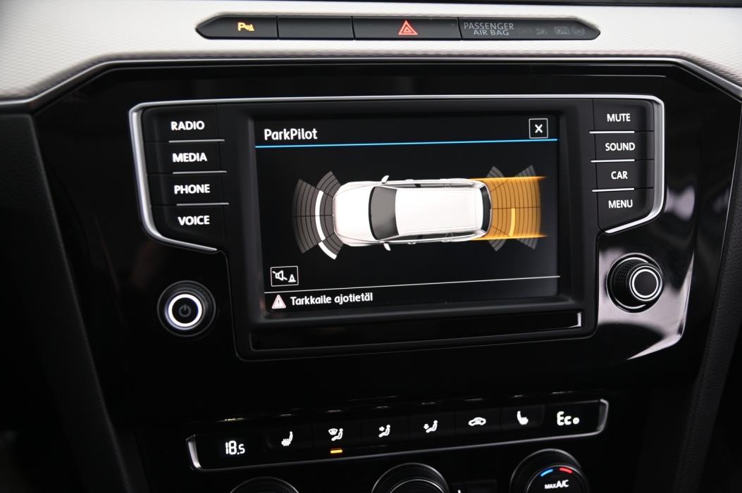 VOLKSWAGEN PASSAT 2017