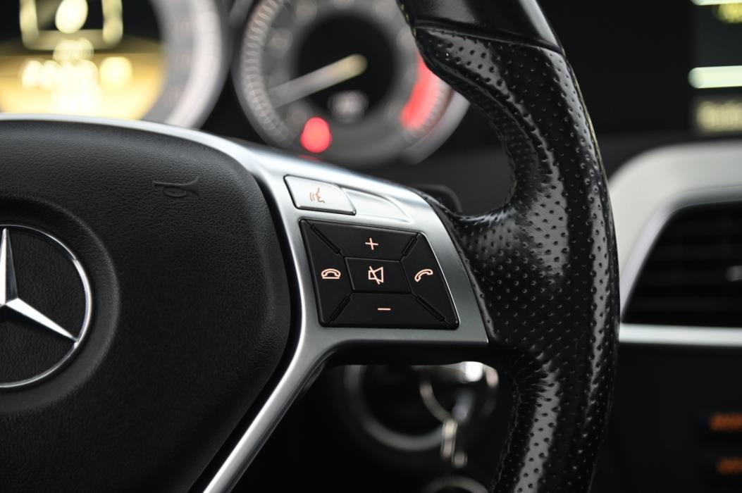 MERCEDES-BENZ C 2011