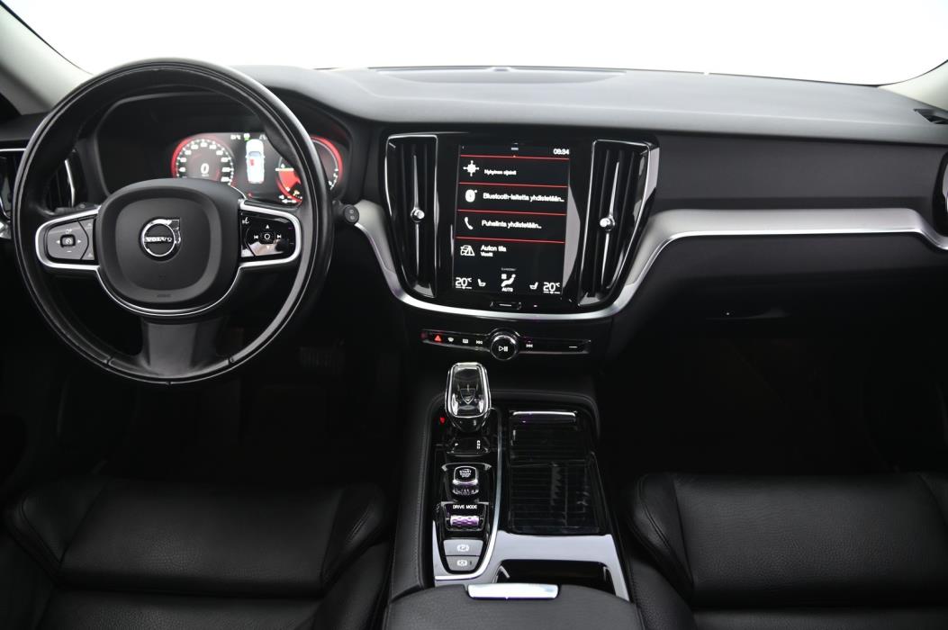 VOLVO V60 2020