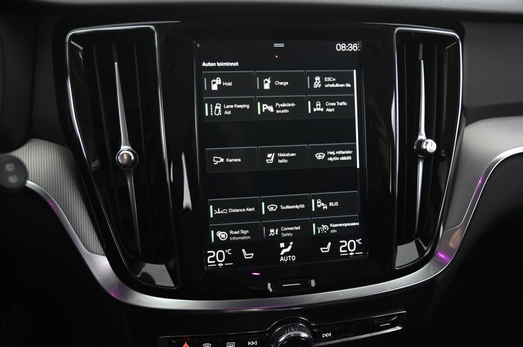 VOLVO V60 2020