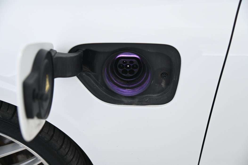 VOLVO V60 2020