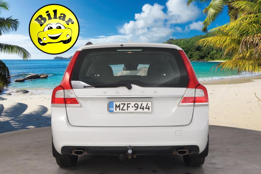 VOLVO V70 2016