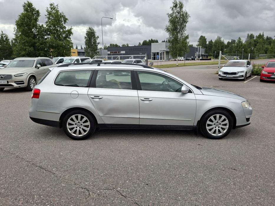 VOLKSWAGEN Passat 2007