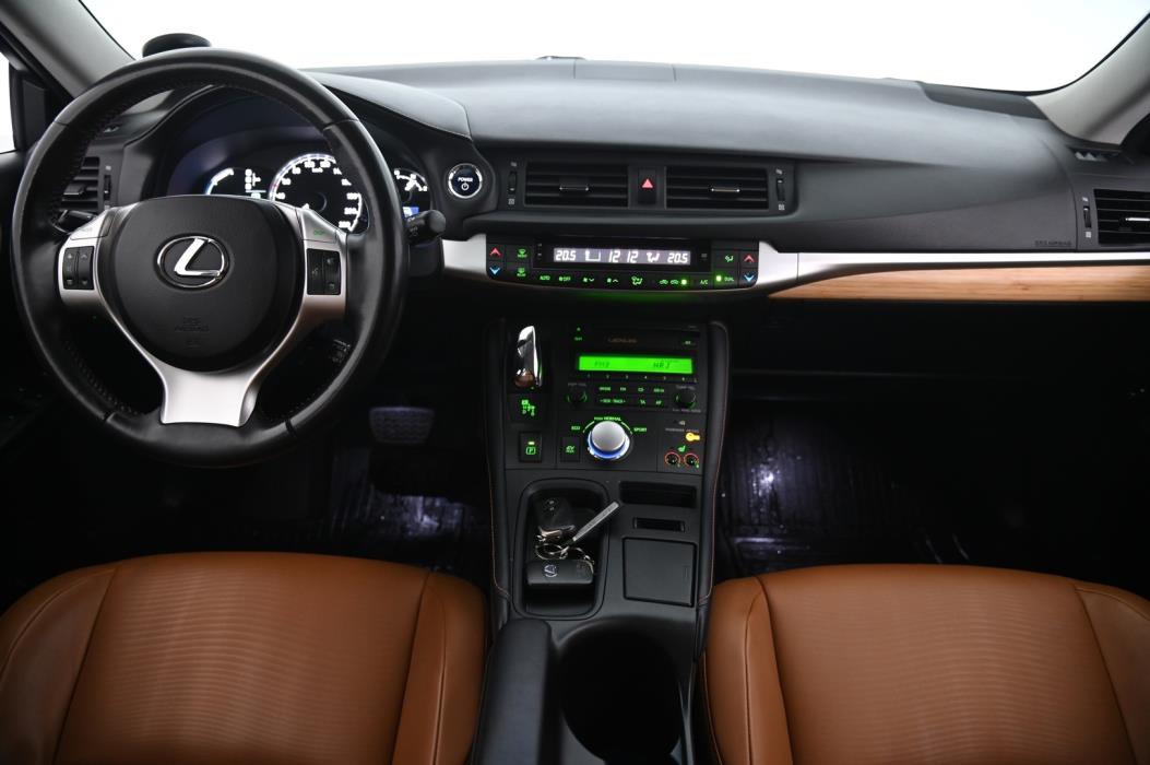 LEXUS CT 2013