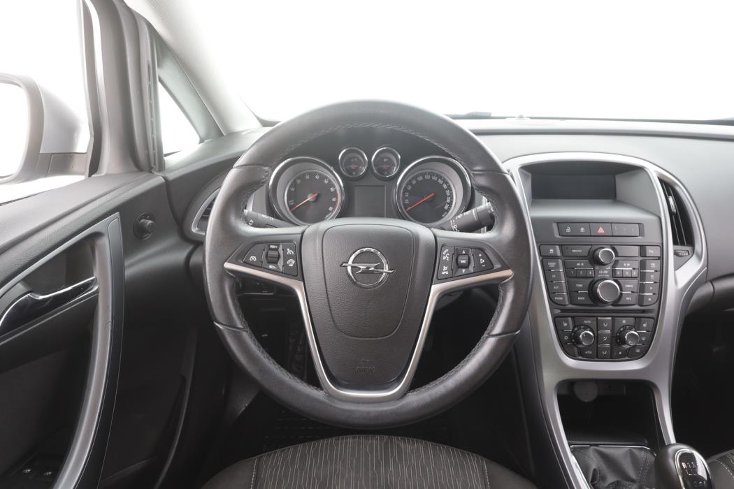 OPEL Astra 2014
