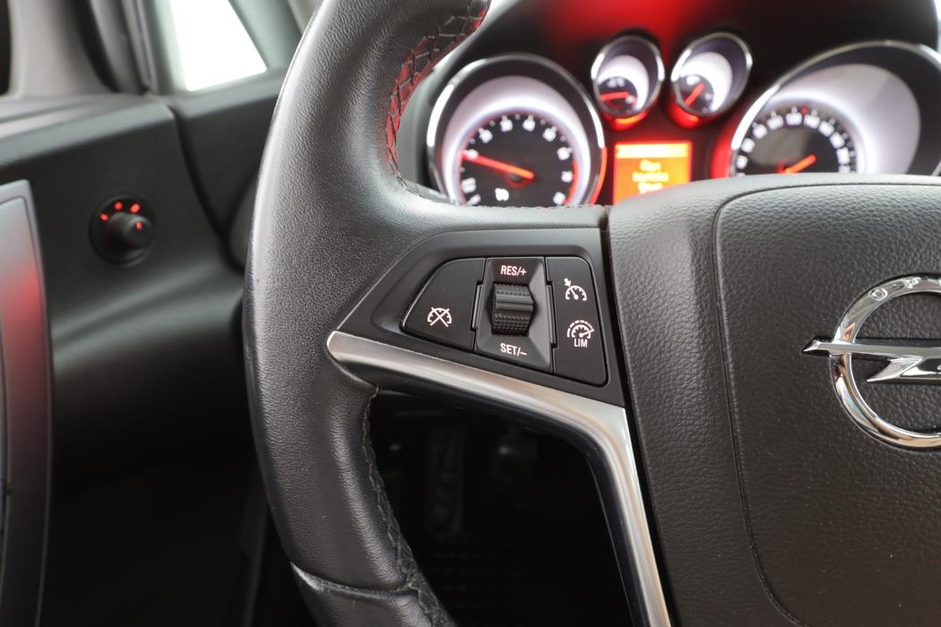OPEL Astra 2014