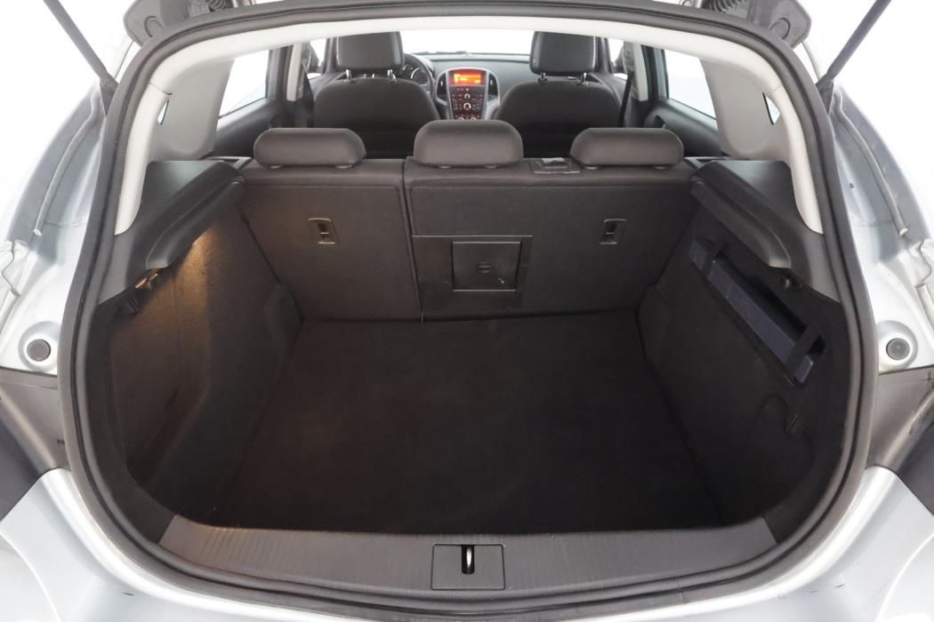 OPEL Astra 2014