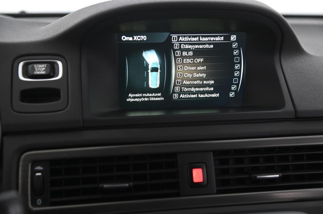 VOLVO XC70 2016