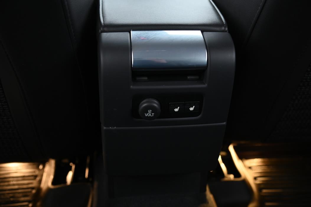 VOLVO XC70 2016
