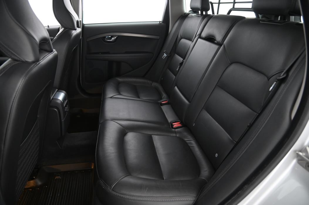 VOLVO XC70 2016