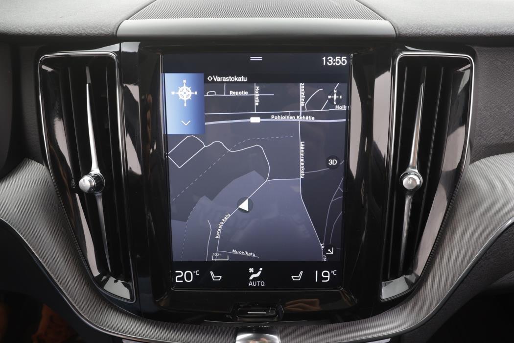 VOLVO XC60 2018