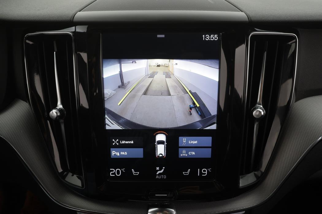VOLVO XC60 2018