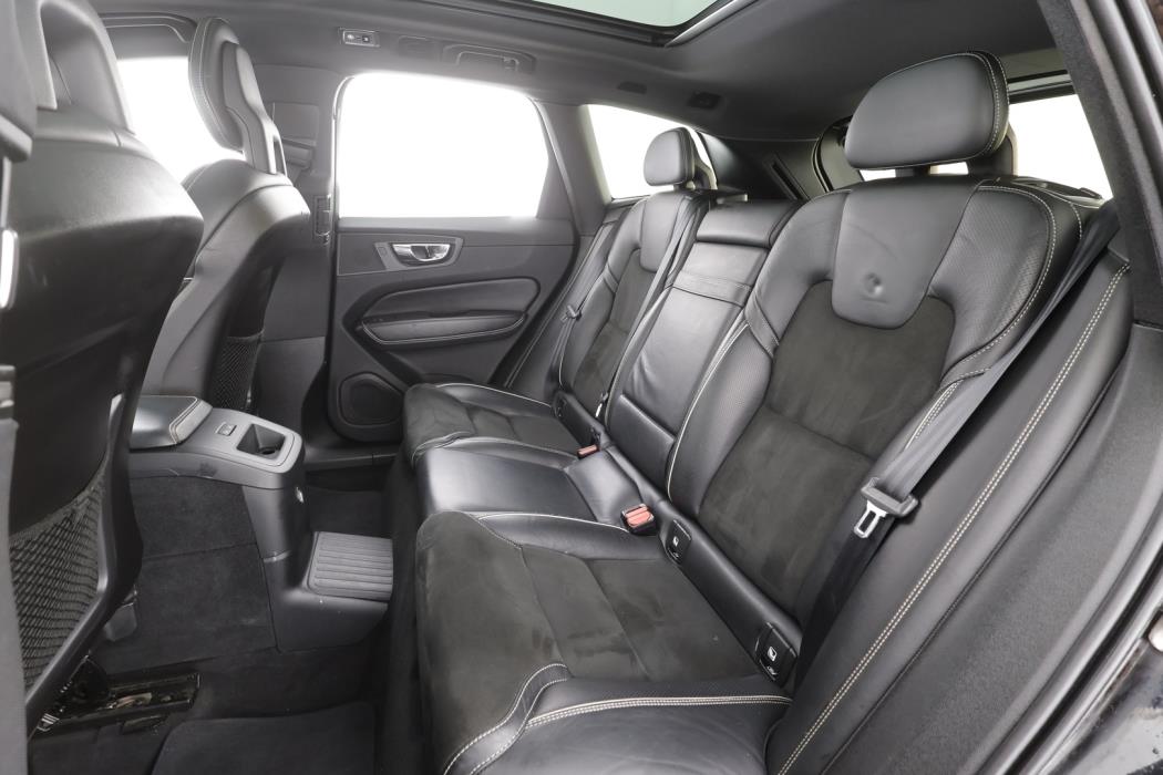 VOLVO XC60 2018
