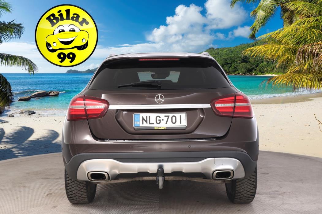 MERCEDES-BENZ GLA 2018