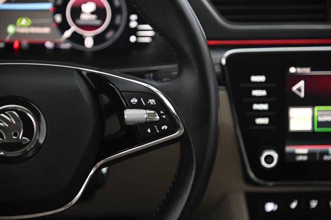 SKODA Superb 2021