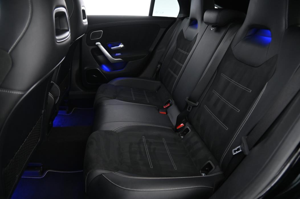 MERCEDES-BENZ CLA 2021