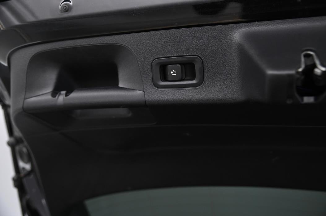 MERCEDES-BENZ CLA 2021