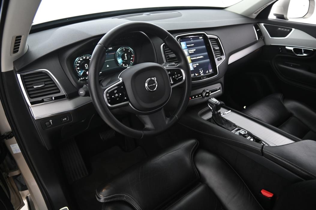 VOLVO XC90 2016