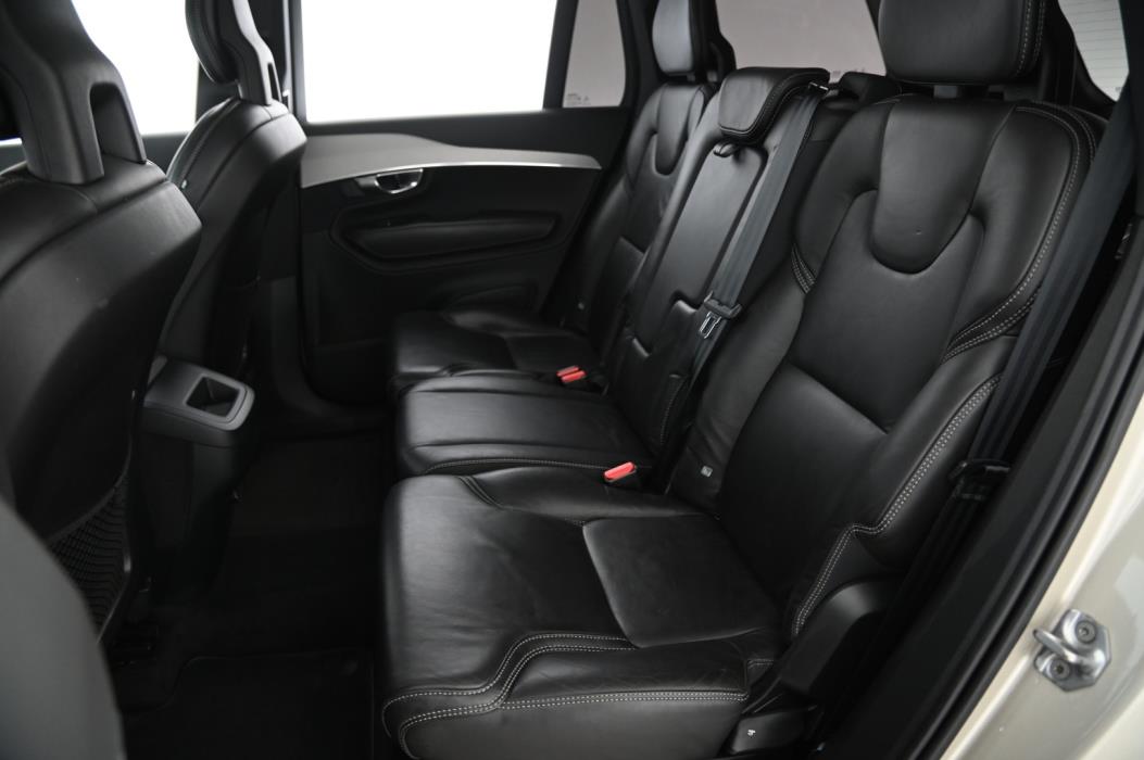 VOLVO XC90 2016
