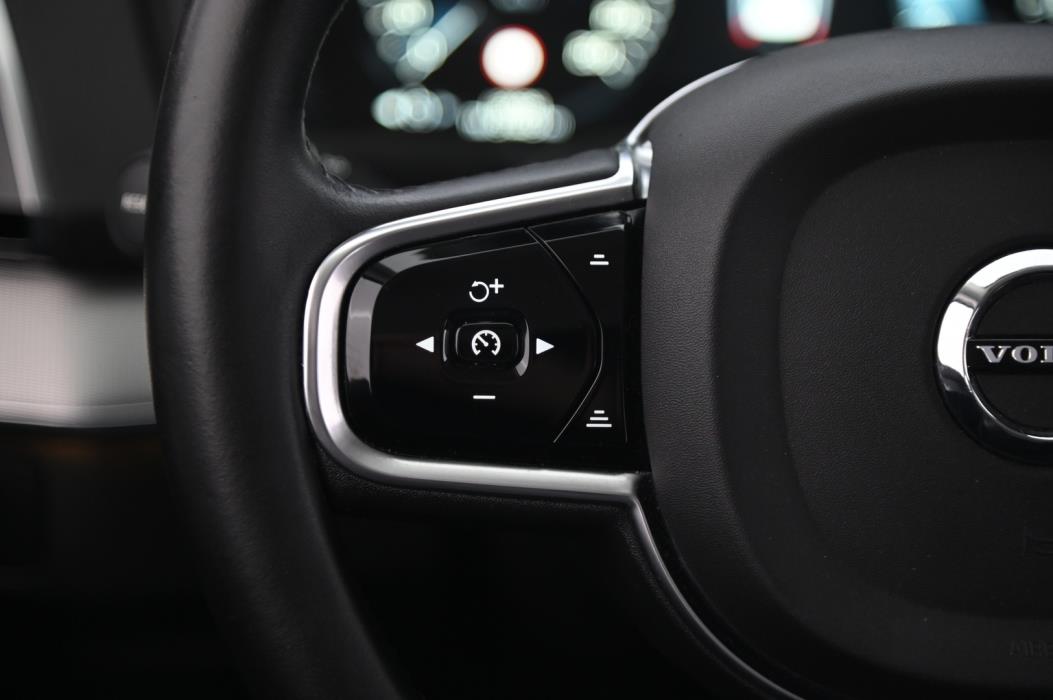 VOLVO XC90 2016