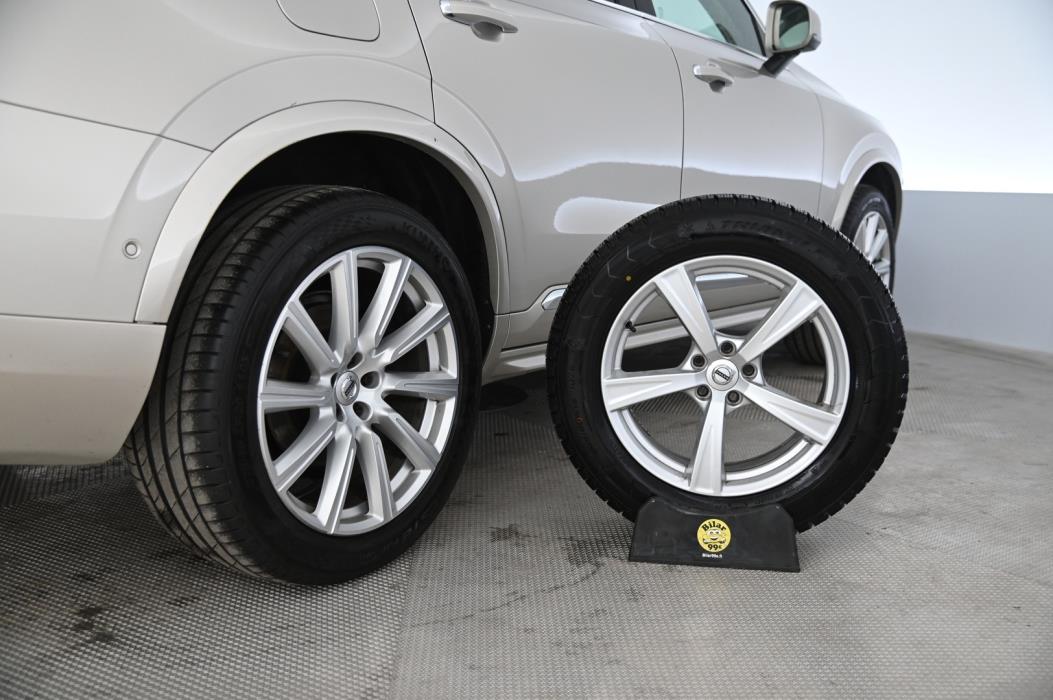 VOLVO XC90 2016