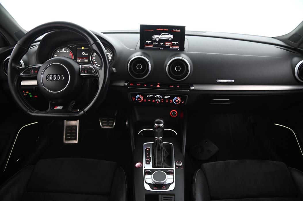 AUDI S3 2015
