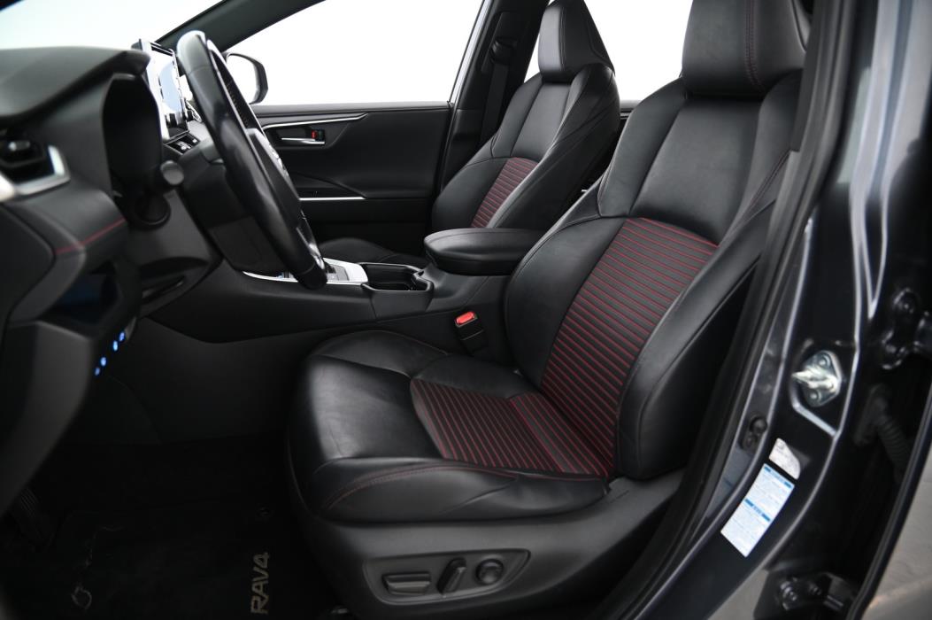 TOYOTA RAV4 PLUG-IN 2021