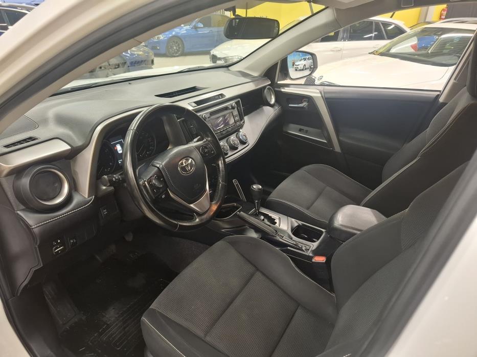 TOYOTA RAV4 2017