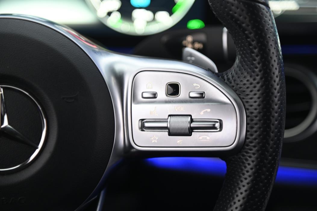 MERCEDES-BENZ E 2019