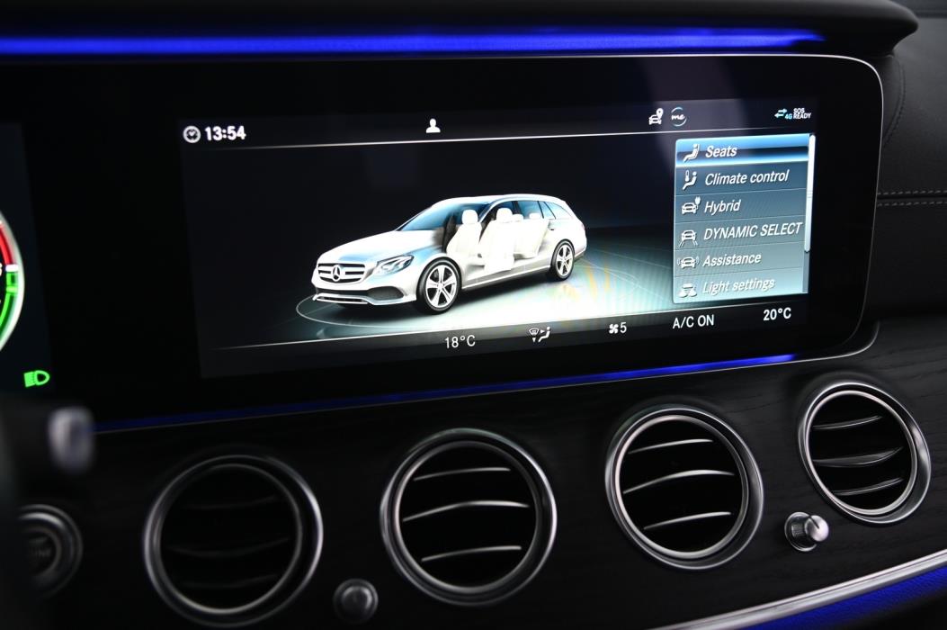 MERCEDES-BENZ E 2019