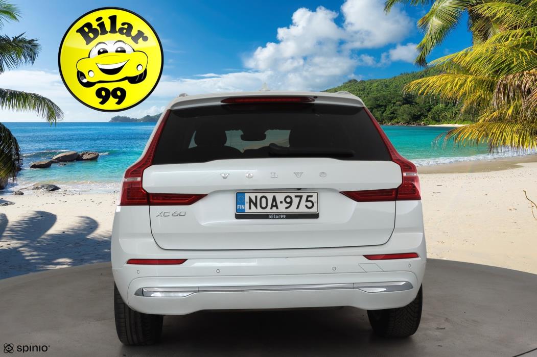 VOLVO XC60 2022