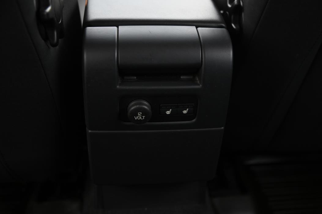 VOLVO V70 2008