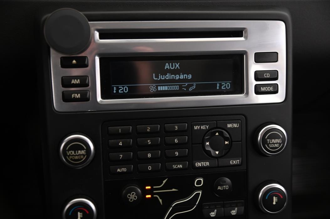 VOLVO V70 2008