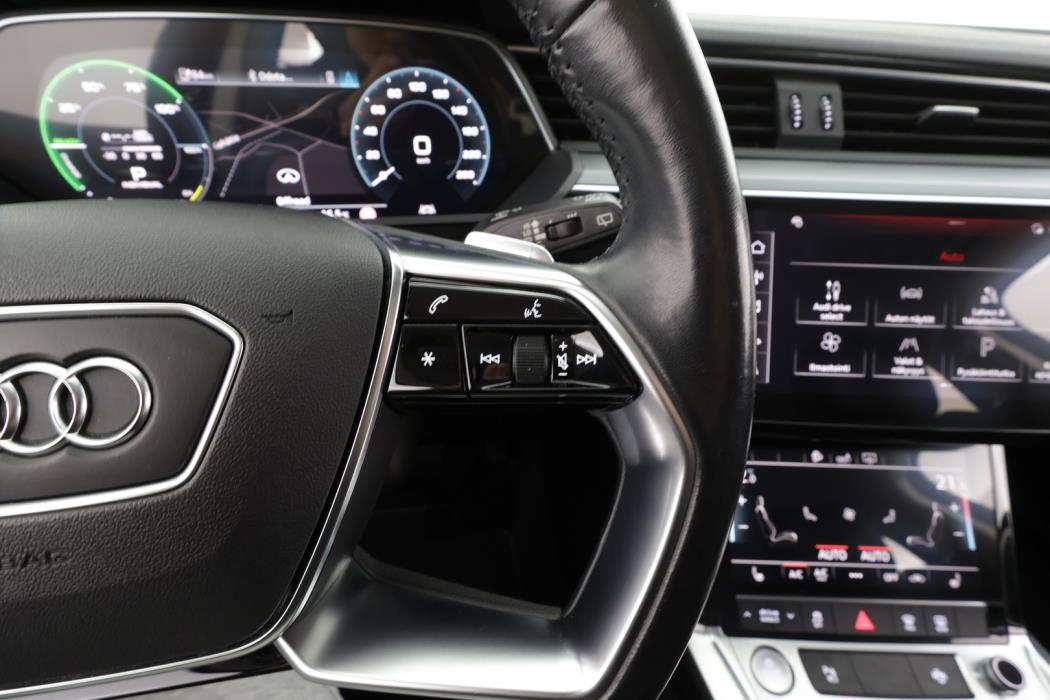AUDI E-TRON 2020