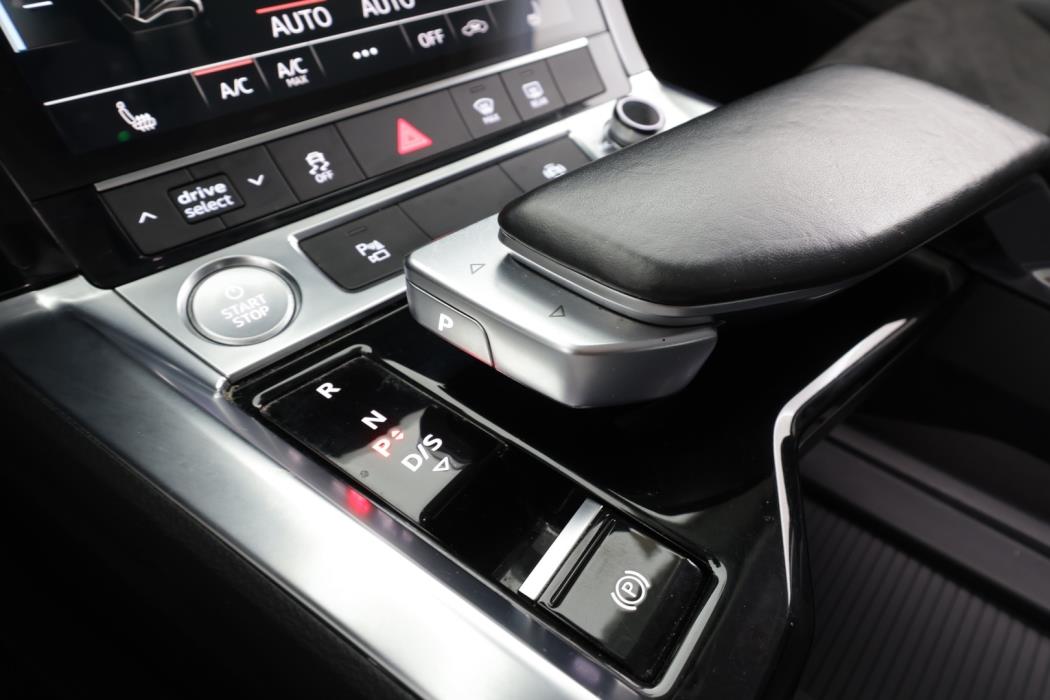 AUDI E-TRON 2020