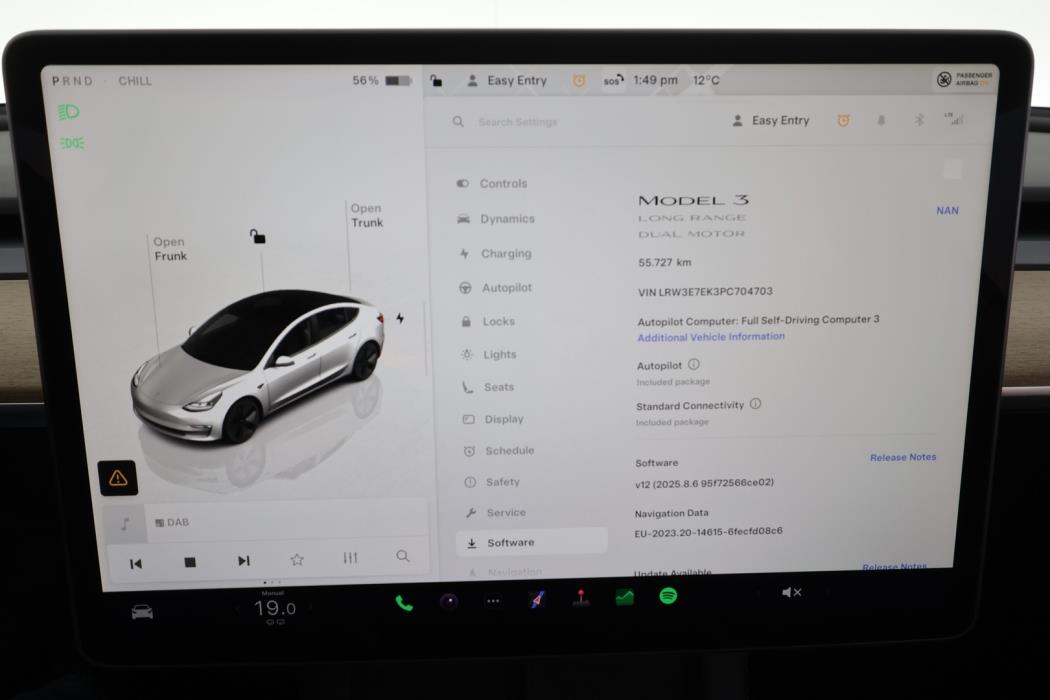 TESLA MODEL 3 2023